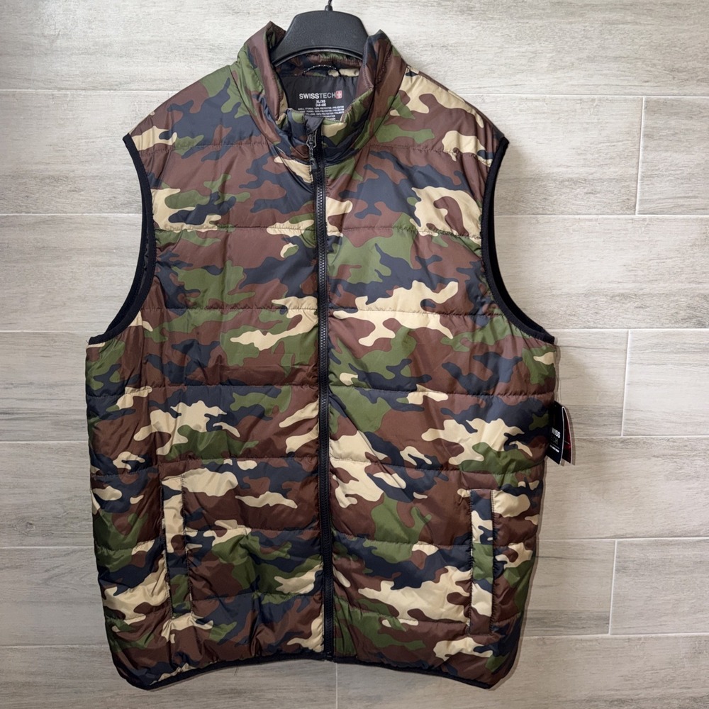 Swiss Tech Men's XL Camo Full Zip Puffer Vest Quilted Lightweight Pockets NWT